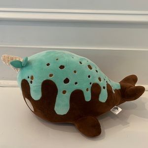 Tasty Peach Studion Mint Chocolate Chip Nomwhal plush